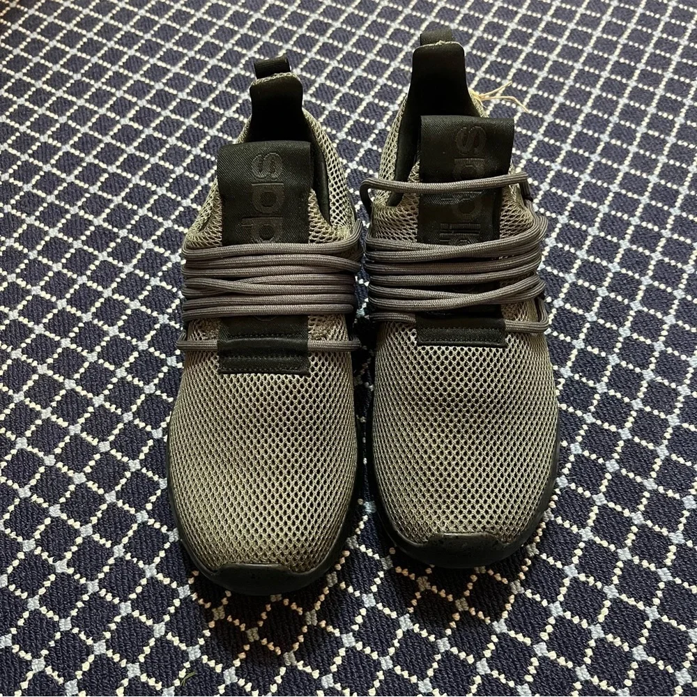 NWT Adidas Lite Racer Adapt Sneakers
